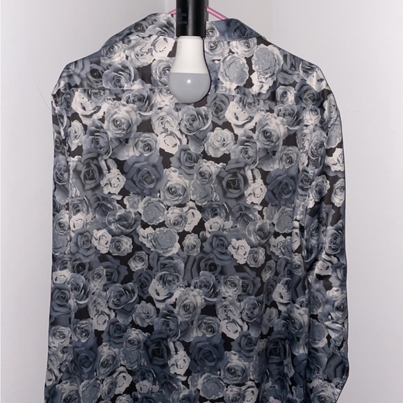 Devil’s Advocate White and Black Floral Print Button Down Shirt - Picture 3 of 7